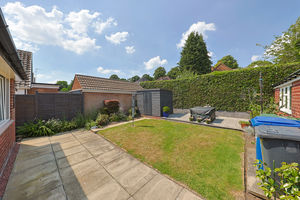 Thornbridge Crescent